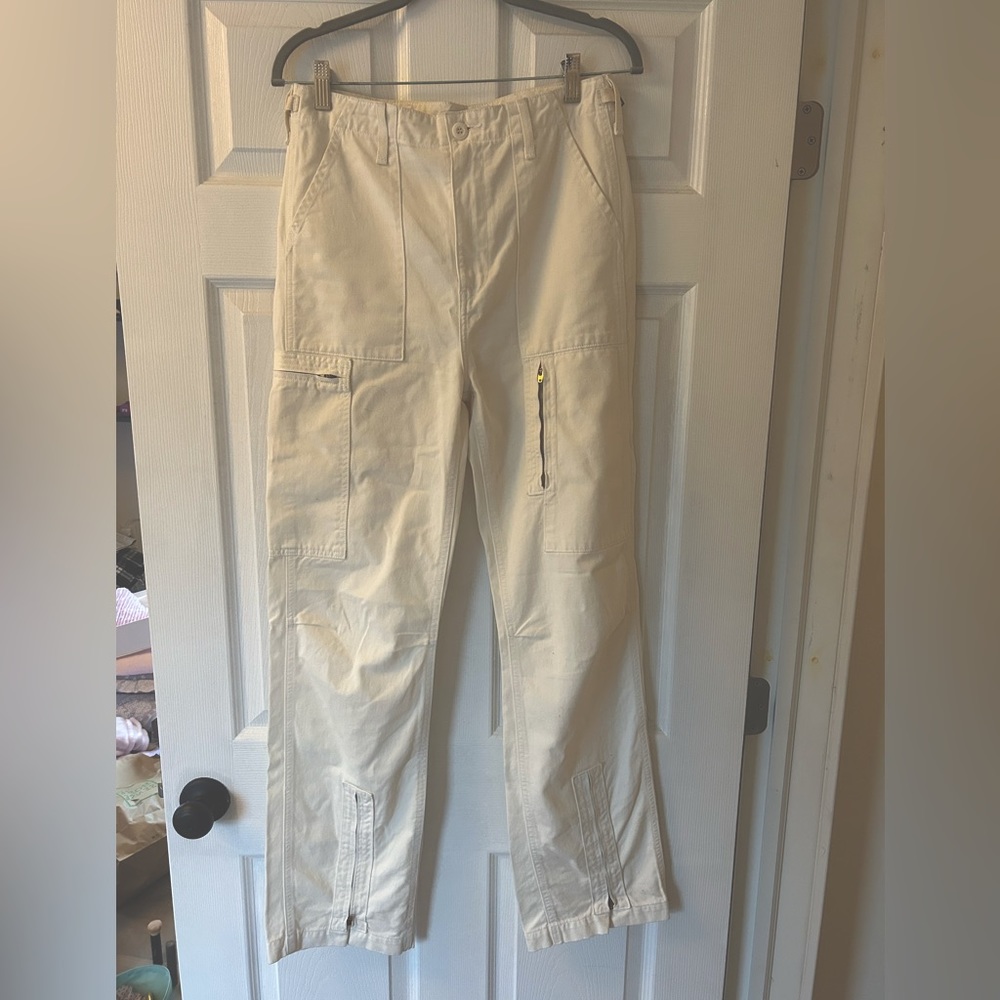 Redone cargo pant in cream color. Straight leg high waist loose fit. Size 28